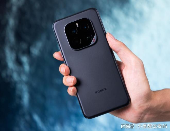 端旗舰全都是16GB+512GB可以闭眼买开元ky棋牌2025“最值得买”的4款中(图9)