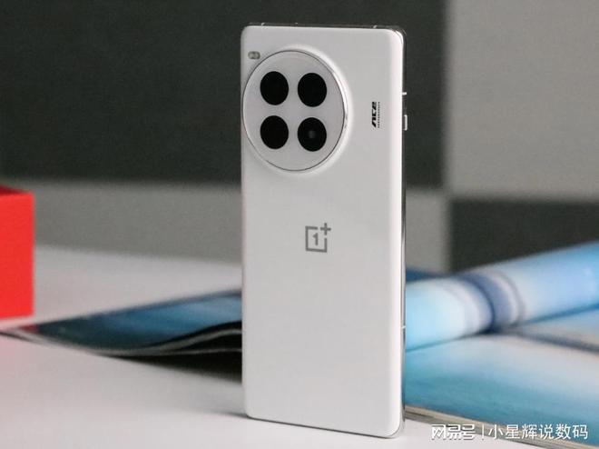 端旗舰全都是16GB+512GB可以闭眼买开元ky棋牌2025“最值得买”的4款中(图2)